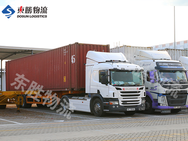 運輸行業(yè)里的杠把子--拖車/拖柜運輸！中港物流,中港專線,中港拖車運輸,深圳到香港物流-深圳東勝物流公司,中港專線物流