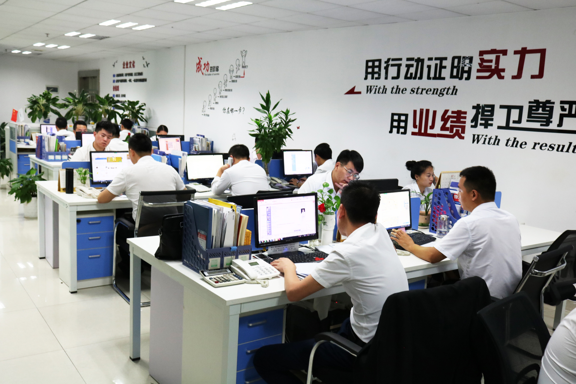 深圳到香港物流費用一覽表，深圳到香港新界物流公司-深圳東勝物流員工辦公區域
