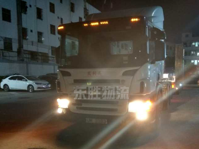 小轎車托運到香港，轎車運輸香港案例圖