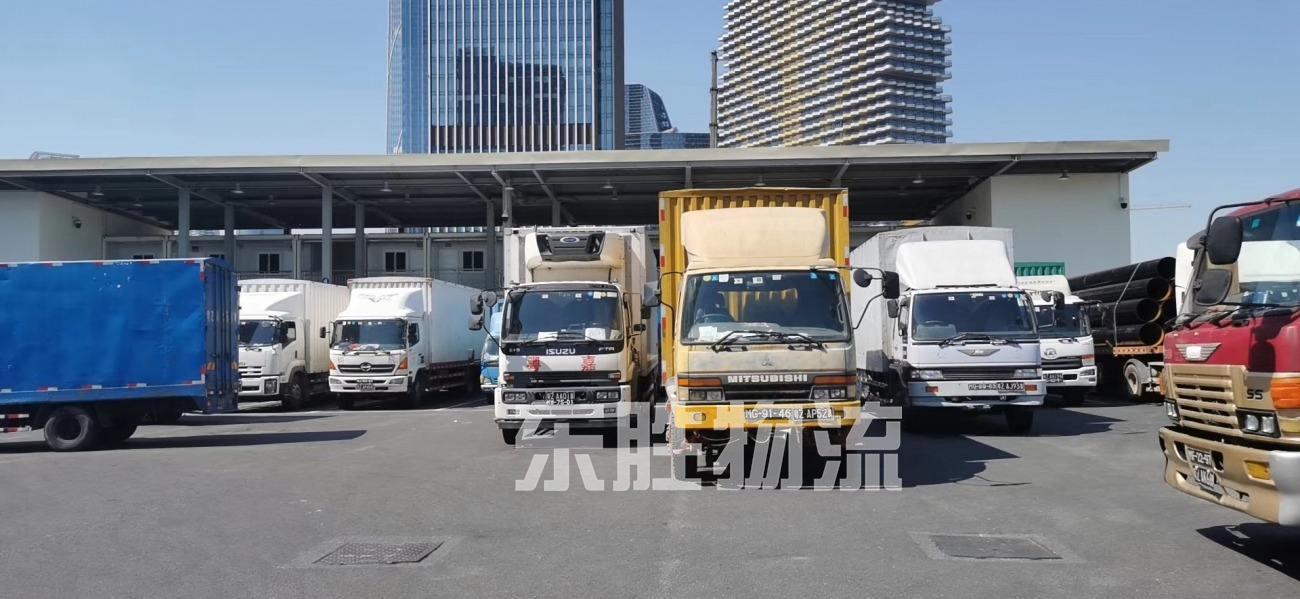 中港運輸，中港物流運輸車隊，發貨到香港物流運輸案例圖
