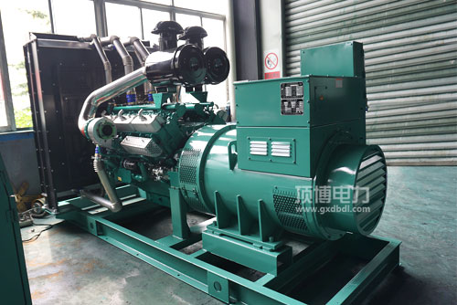 機(jī)油過(guò)多有哪幾種損害，應(yīng)加多少柴油發(fā)電機(jī)機(jī)油適宜？